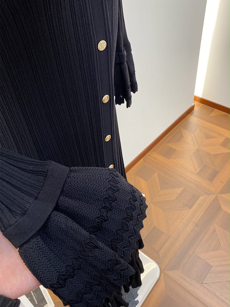 Chelsea Knitted Black Long Dress